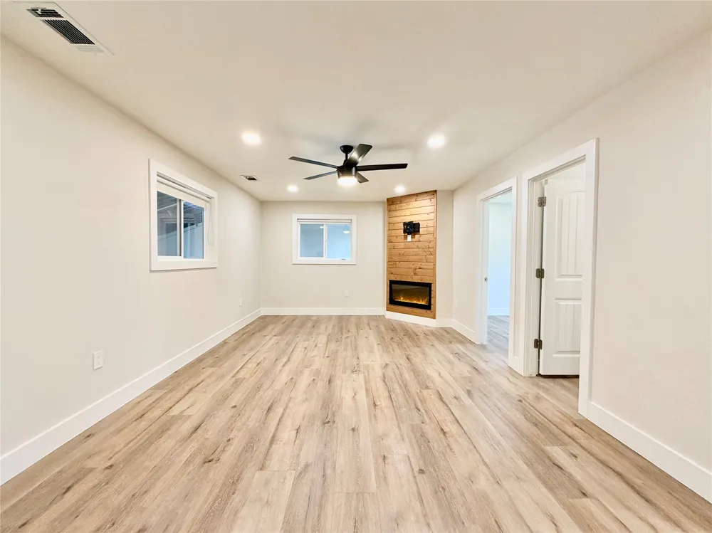 13555 Chisum Road Sanger, TX 76266