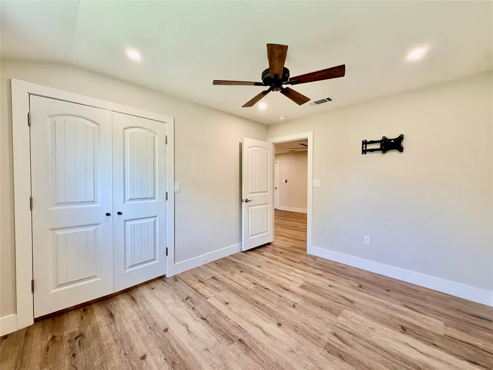 13555 Chisum Road Sanger, TX 76266