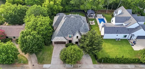 4229 Bluffview Boulevard
