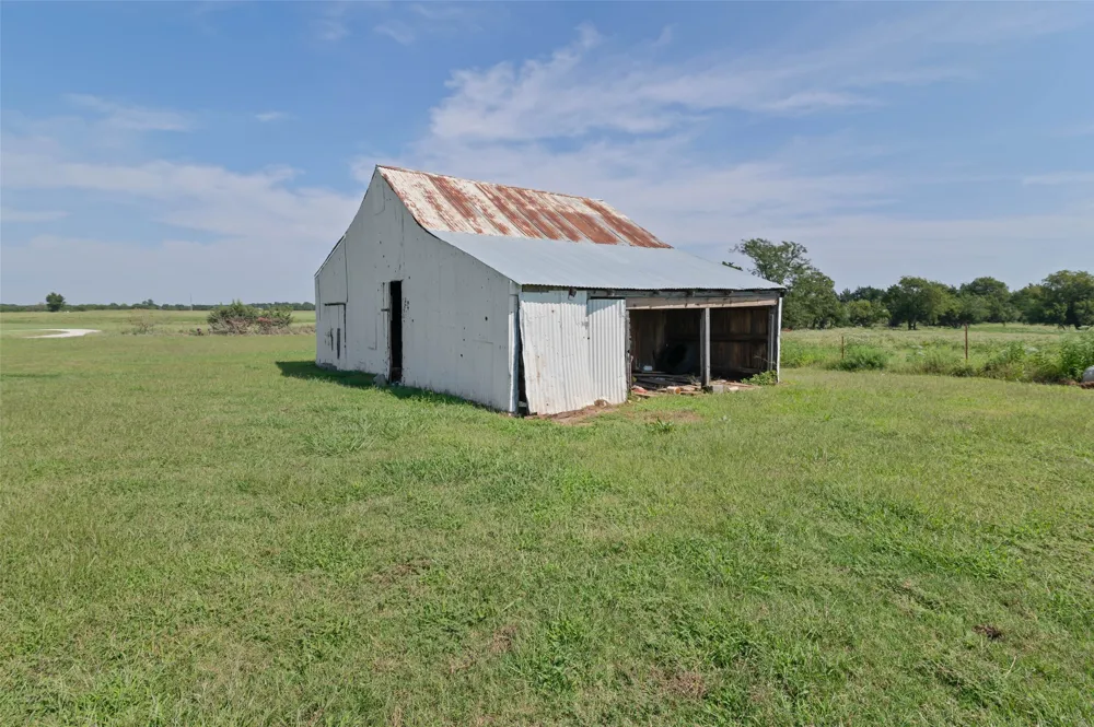 3200 County Road 155 Whitesboro, TX 76273