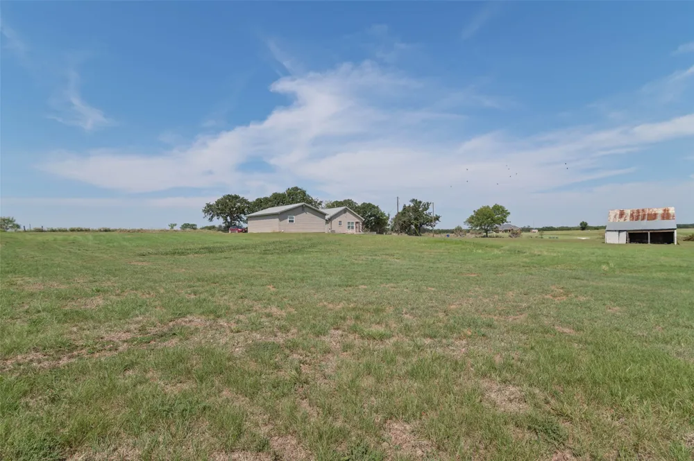 3200 County Road 155 Whitesboro, TX 76273
