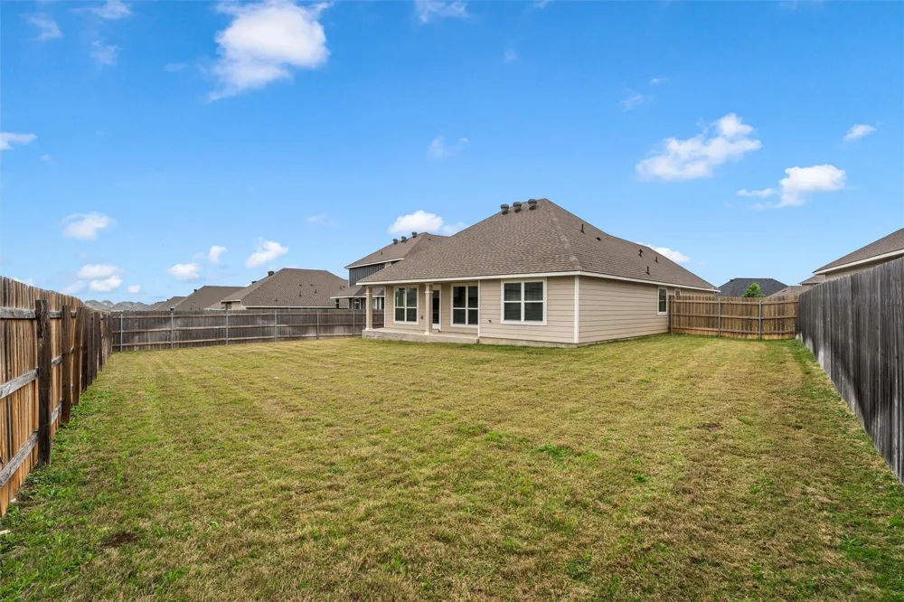 3208 Dotavio Road Waco, TX 76655