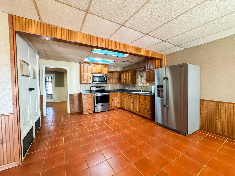 705 Avenue E Haskell, TX 79521