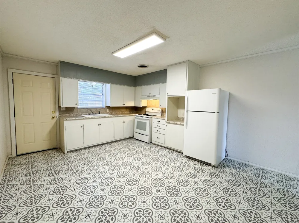 705 Avenue E Haskell, TX 79521
