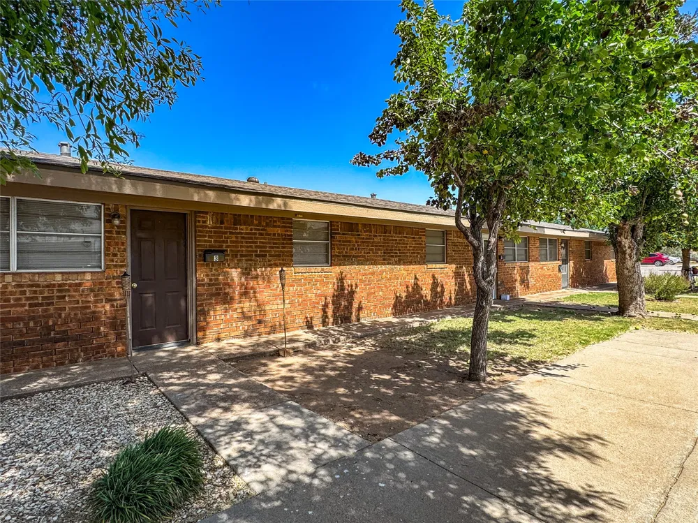 705 Avenue E Haskell, TX 79521