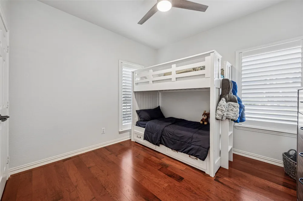 507 Mattie Lane Lake Dallas, TX 75065