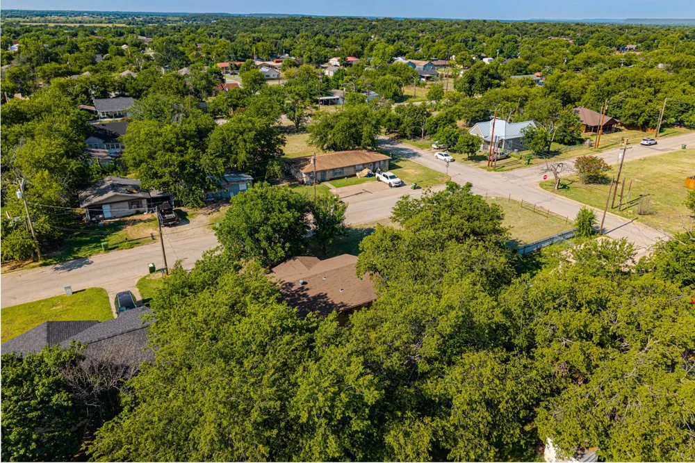 1205 SE 14th Street Mineral Wells, TX 76067