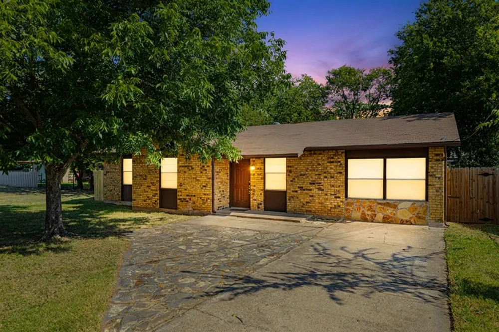 1205 SE 14th Street Mineral Wells, TX 76067