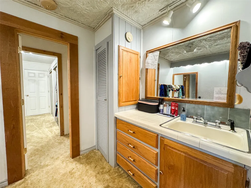 703 Avenue E Haskell, TX 79521