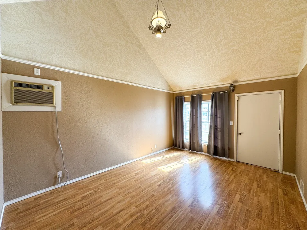 703 Avenue E Haskell, TX 79521