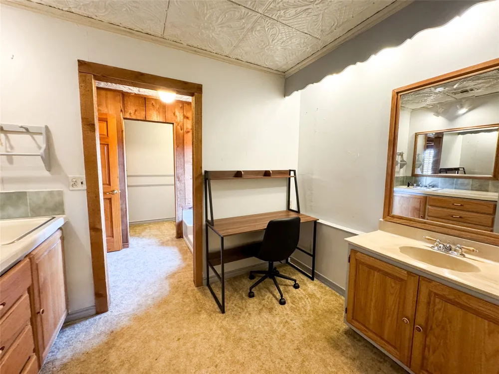 703 Avenue E Haskell, TX 79521