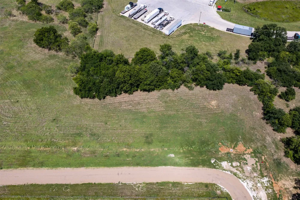 Lakewood Drive Whitney, TX 76692