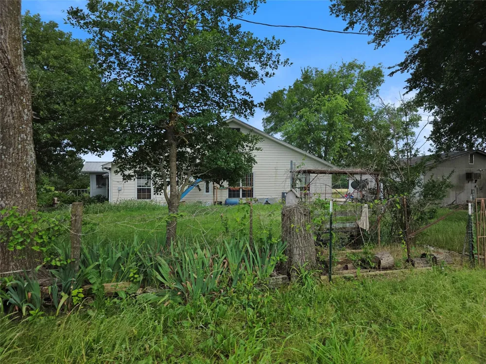 1917 County Road 1144 Miller Grove, TX 75472