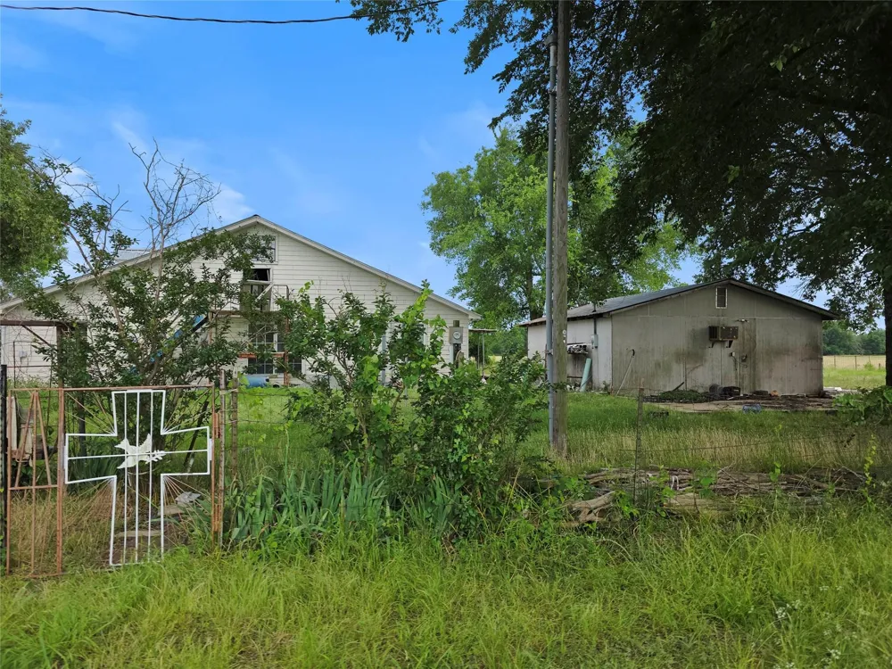 1917 County Road 1144 Miller Grove, TX 75472