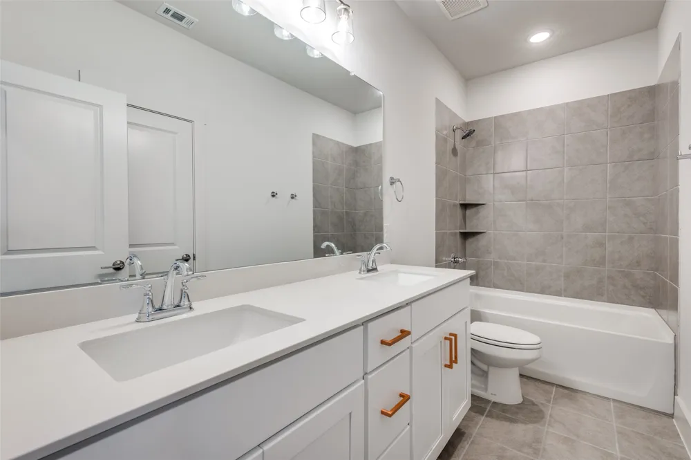 4553 Lamplights Drive Celina, TX 75078