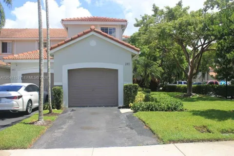 3901 San Simeon Ln