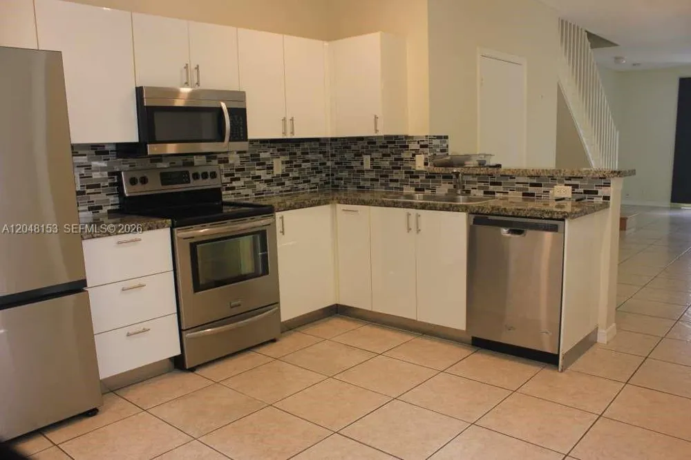 3901 San Simeon Ln Weston, FL 33331