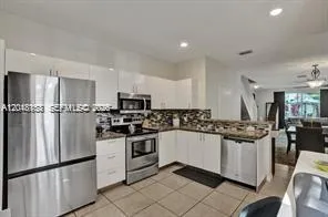 3901 San Simeon Ln Weston, FL 33331