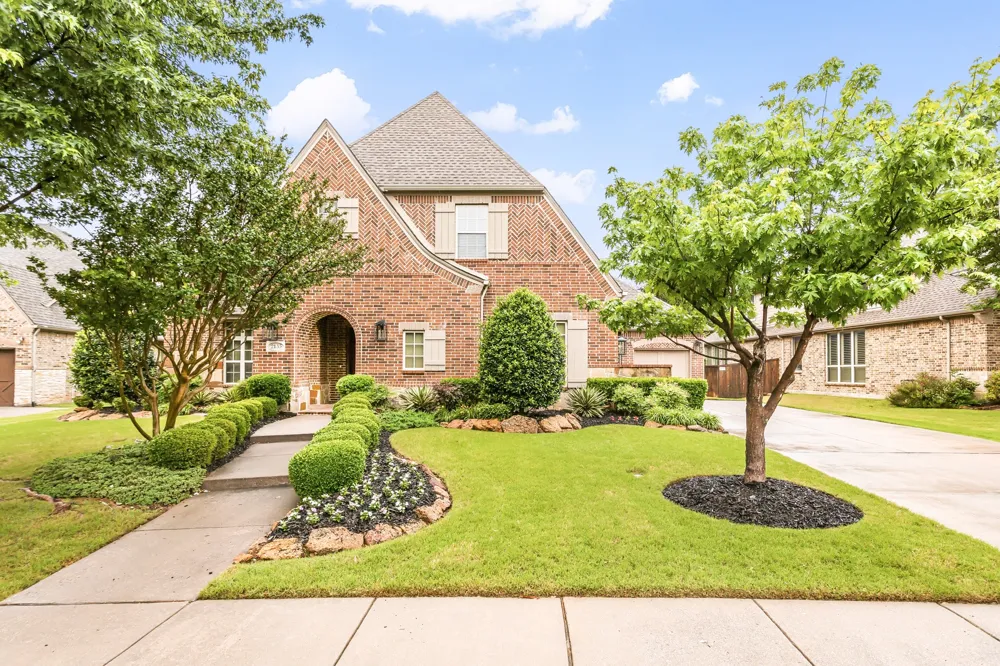 2135 Waterrock Drive Allen, TX 75013