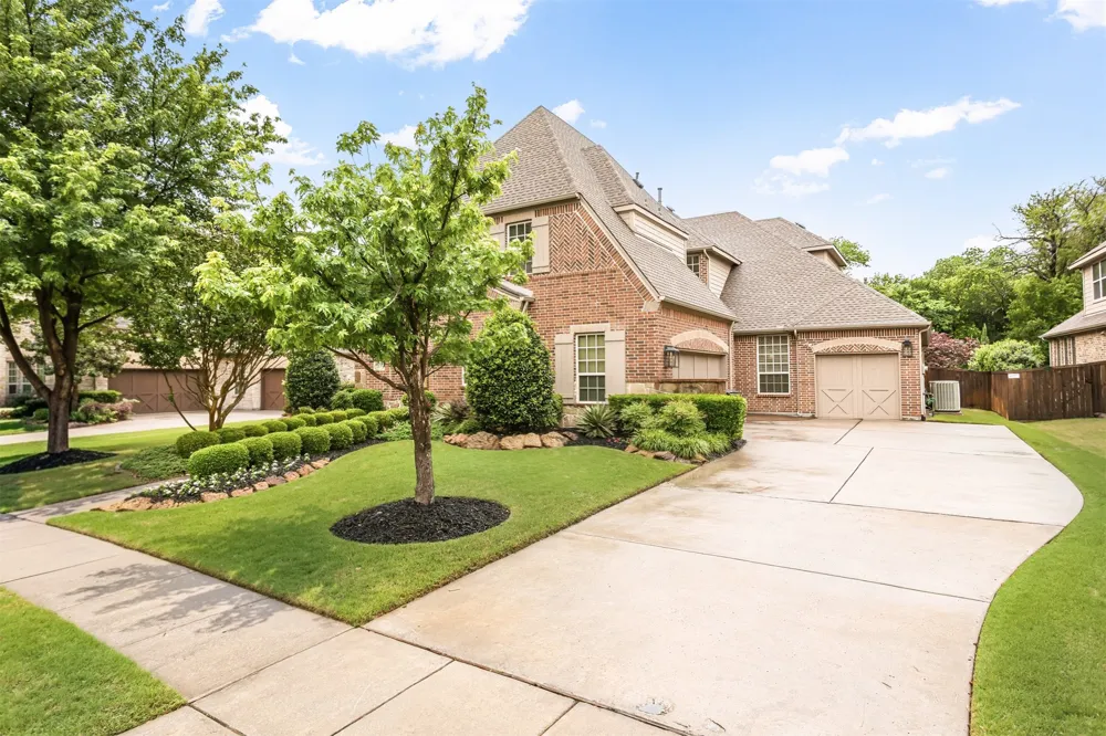 2135 Waterrock Drive Allen, TX 75013