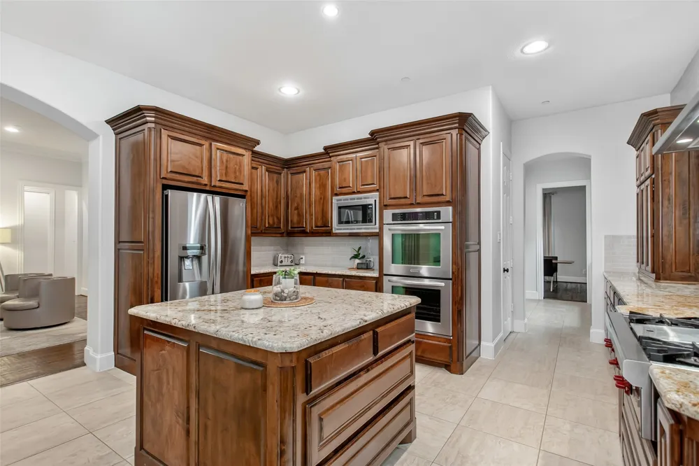 2135 Waterrock Drive Allen, TX 75013