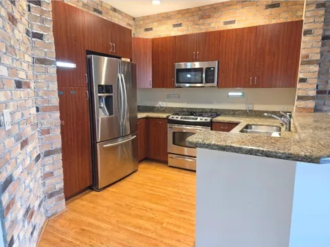 2900 NW 125th Ave #3-319