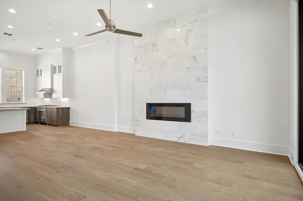 6019 Laurel Lane Addison, TX 75001