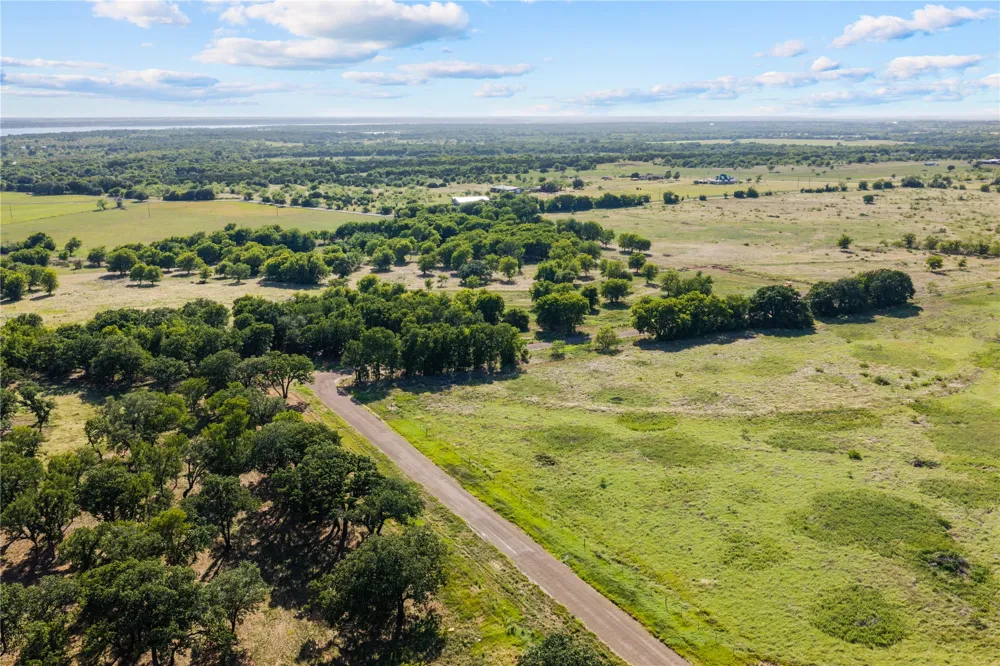 Lakewood Drive Whitney, TX 76692