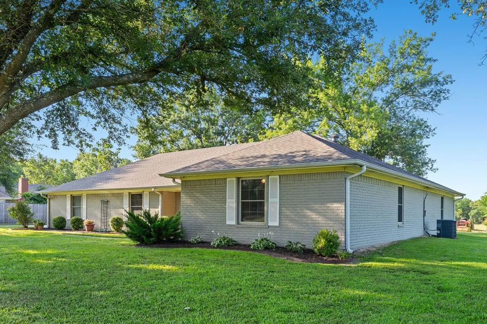 1620 College Street Sulphur Springs, TX 75482