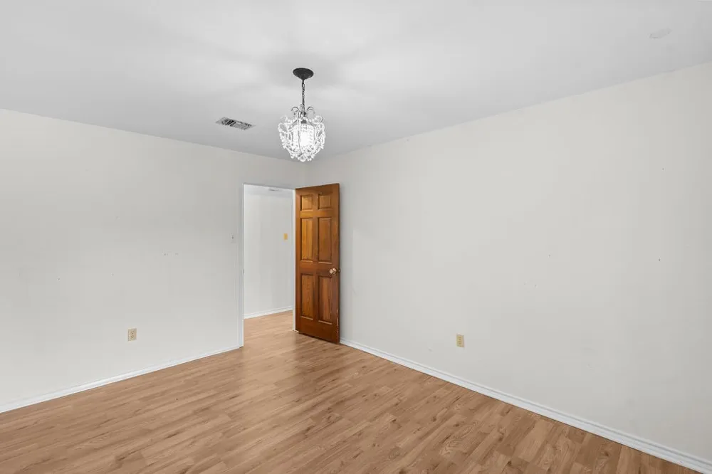 1620 College Street Sulphur Springs, TX 75482