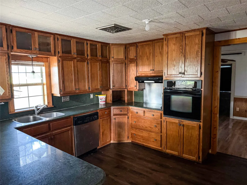 14940 Cathy Creek Road Holland, TX 76534