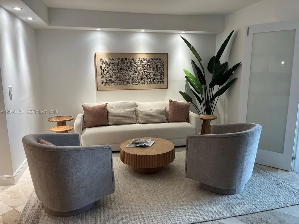 2301 Collins Ave #731 Miami Beach, FL 33139