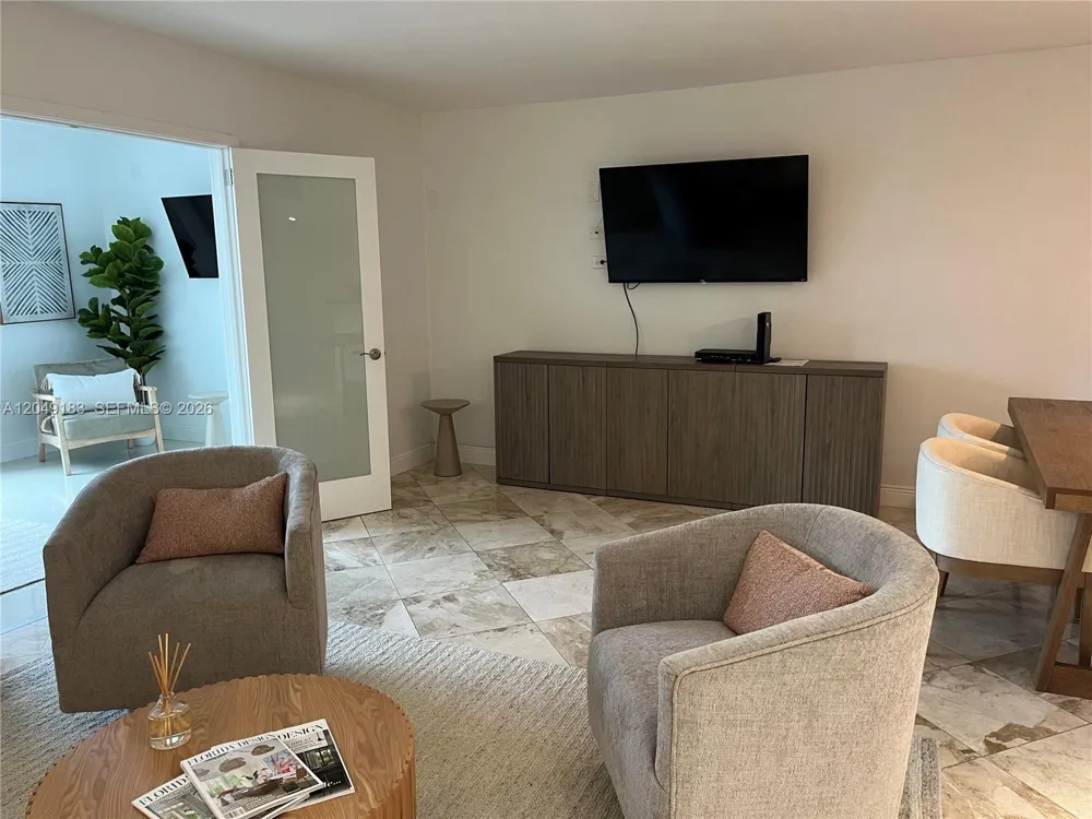2301 Collins Ave #731 Miami Beach, FL 33139