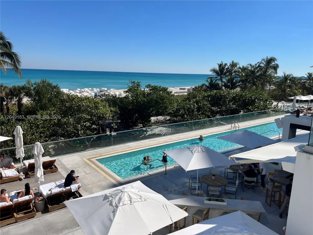 2301 Collins Ave #731 Miami Beach, FL 33139