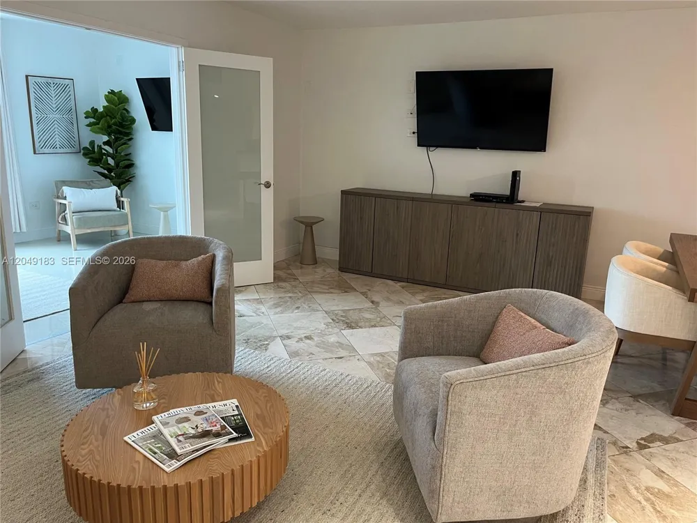 2301 Collins Ave #731 Miami Beach, FL 33139