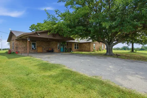 270 County Road 425