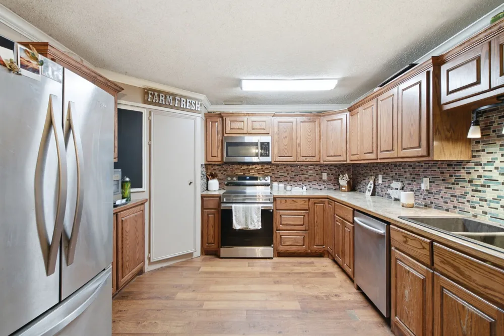 270 County Road 425 De Leon, TX 76444
