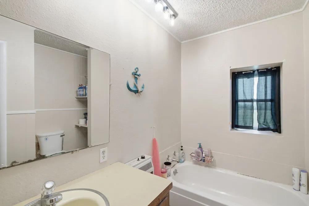 270 County Road 425 De Leon, TX 76444