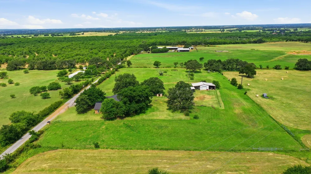 270 County Road 425 De Leon, TX 76444