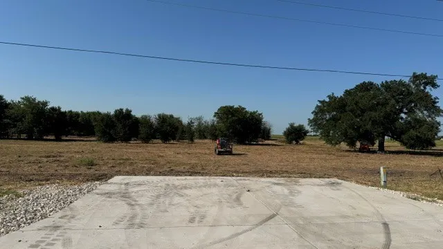 HWY 82 Lindsay, TX 76250