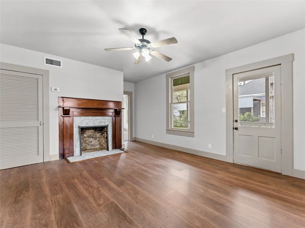 603 Saint Francis Street Gonzales, TX 78629