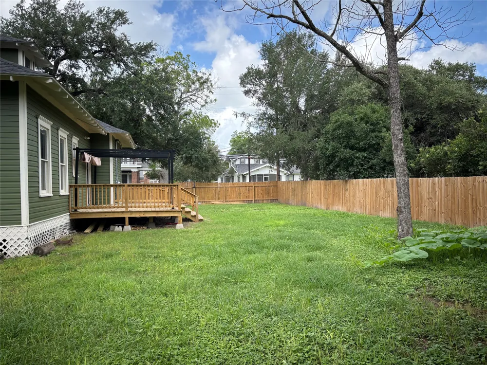 603 Saint Francis Street Gonzales, TX 78629