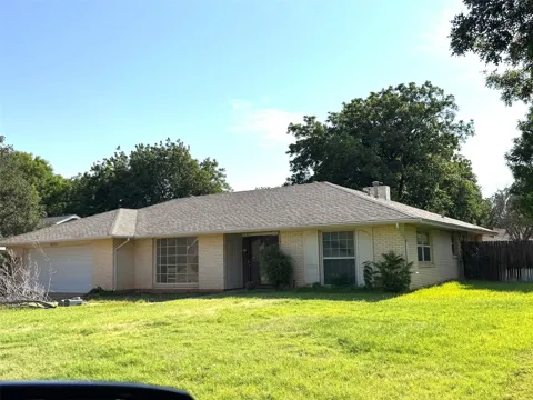 2117 Woodridge Drive