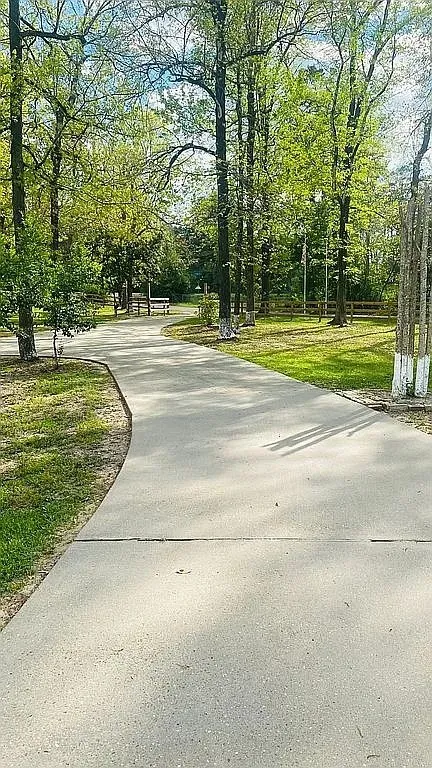 128 County Road 3540 Woodville, TX 75979
