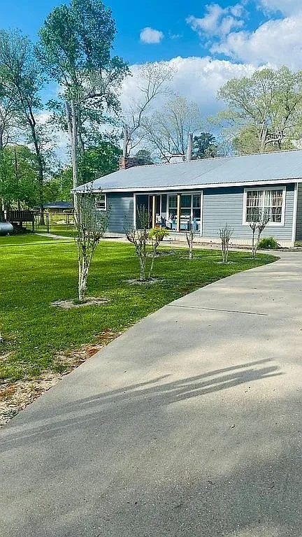 128 County Road 3540 Woodville, TX 75979