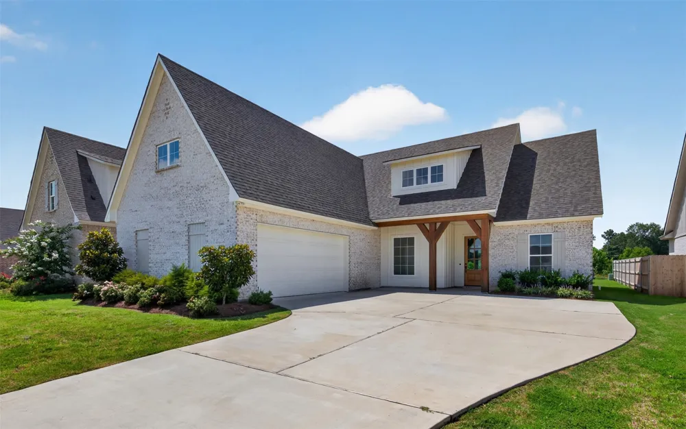 35 Turtle Creek Drive Benton, LA 71006