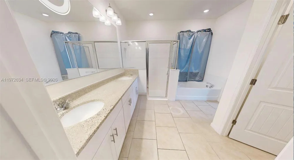 1817 WALNUT CREEK DR Kissimmee, FL 34744