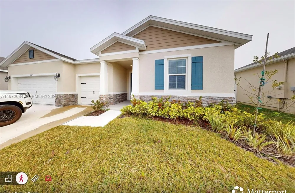 1817 WALNUT CREEK DR Kissimmee, FL 34744