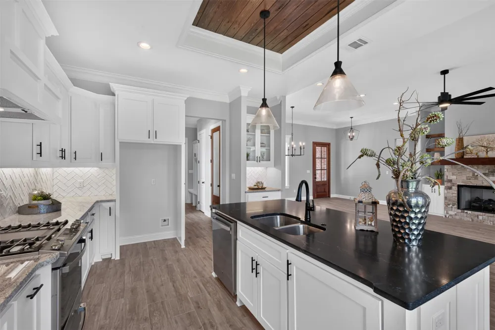 76 Turtle Creek Drive Benton, LA 71006
