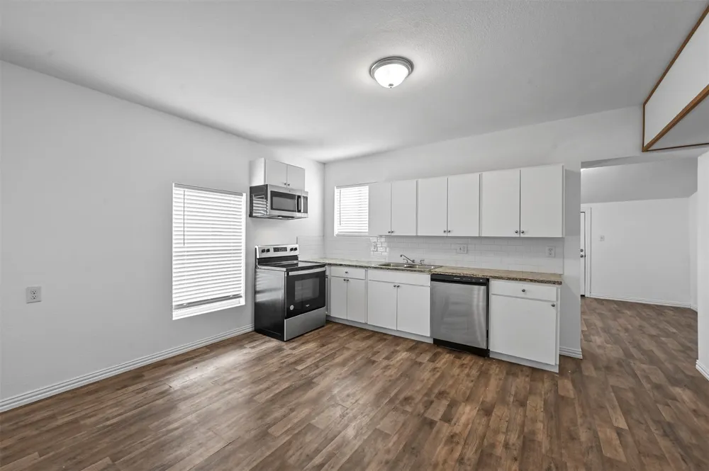 708 W Day Street Denison, TX 75020